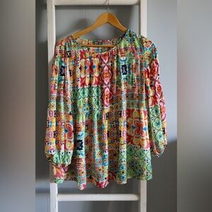 Color Graphic 3/4 Sleeve Blouse